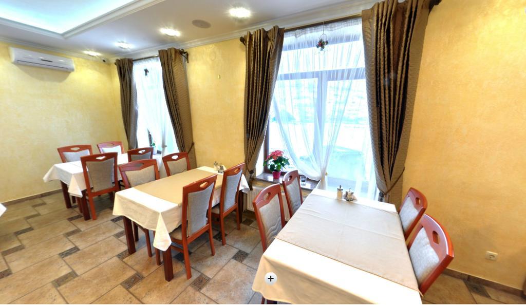 Hotel Forward Pool&sauna