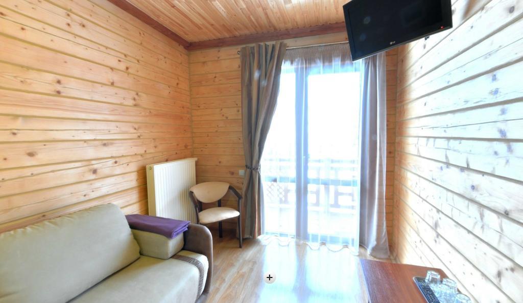 Forward Pool&sauna * Jassinja