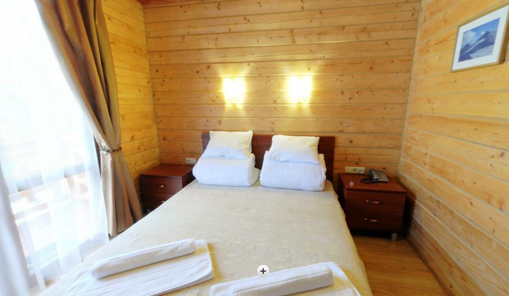 Forward Pool&sauna Hotel