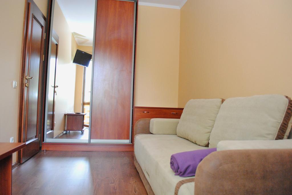 Hotel Forward Pool&sauna *