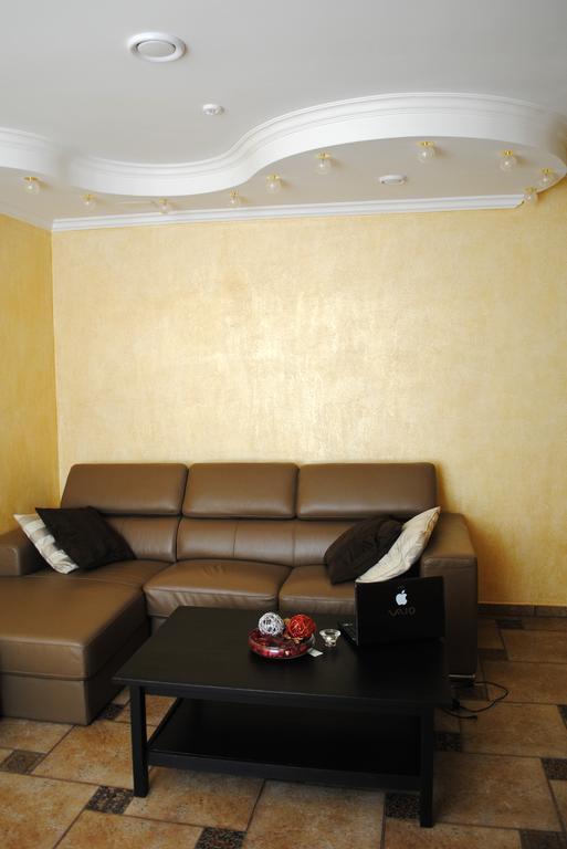 Forward Pool&sauna Jassinja